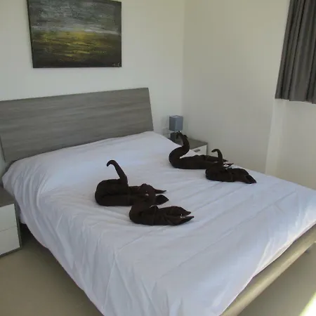 Private Double With Private Bathroom In Ta' Xbiex