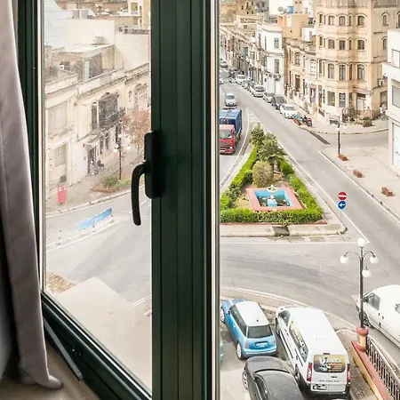Private Double With Private Bathroom In Ta' Xbiex Ta Xbiex