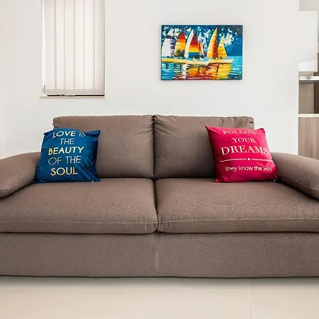 Private Double With Private Bathroom In Ta' Xbiex * Ta Xbiex
