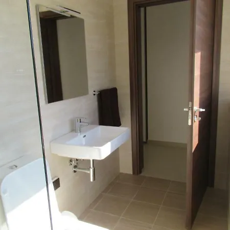 Privatunterkunft Private Double With Private Bathroom In Ta' Xbiex Ta Xbiex