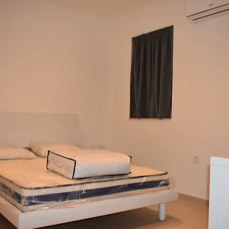 Privatunterkunft Private Double With Private Bathroom In Ta' Xbiex Ta Xbiex