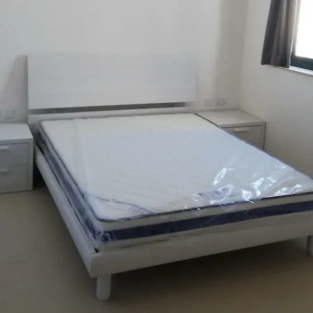Private Double With Private Bathroom In Ta' Xbiex Ta Xbiex