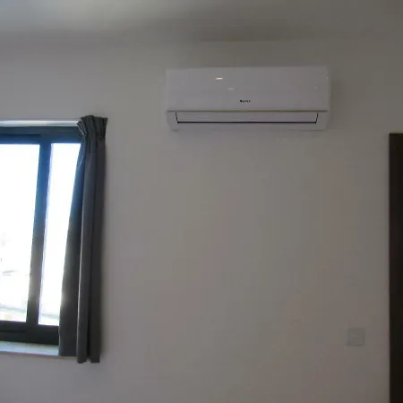 Privatunterkunft Private Double With Private Bathroom In Ta' Xbiex
